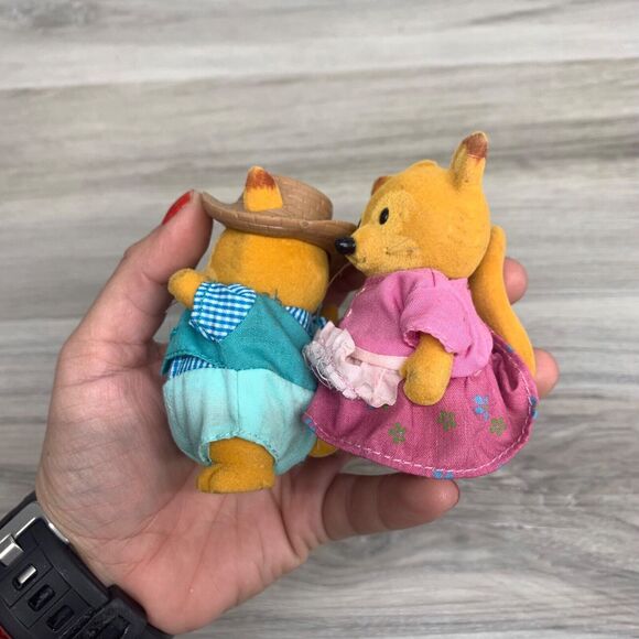 Little Li'l Woodzeez The Tippytail Fox Family Dad & Mom Collectibles 3" - Picture 3 of 9